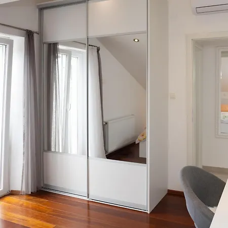 Slavica Apartament *
